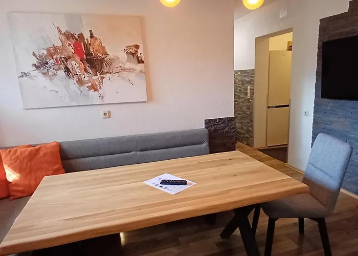 Sevim * 莱尔莫斯