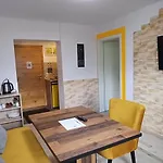Sevim Apartamento